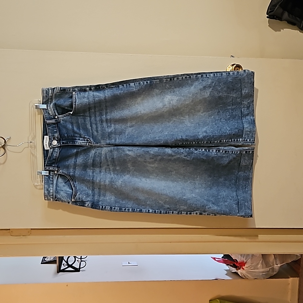 Lane Bryant NWAT Wide Leg, Cropped Jeans